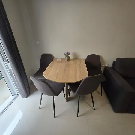 Konnet #2 *
